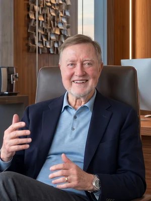 Winfried Oehr-de Bernard du Breil